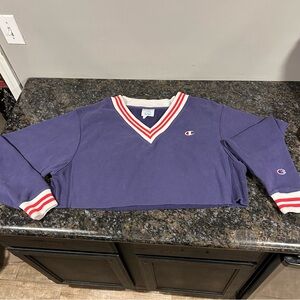CHAMPION REVERSE WEAVE BLUE V NECK CROPPED SWEATSHIRT WOMEN'S SIZE Large